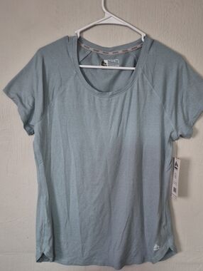 Womens Reebok T-Shirt Size Large